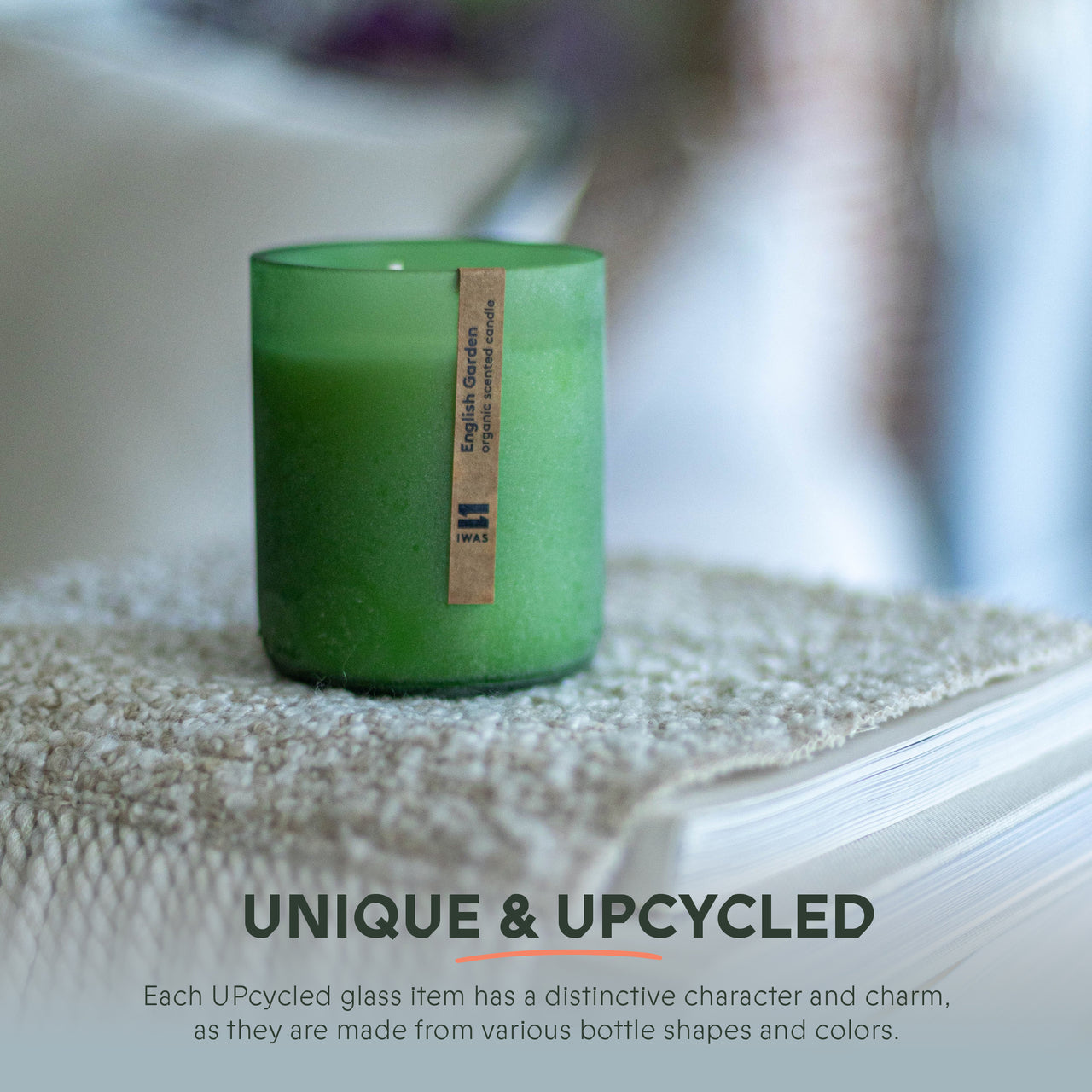 Bougie parfumée biologique « Jardin Anglais » - Récipient en verre 100% UPcyclé - Temps de combustion 18/20 heures