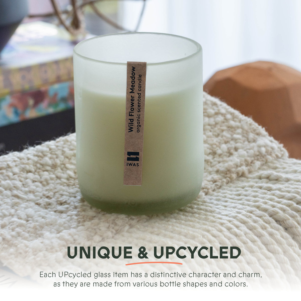Bougie parfumée biologique « Wild Flower Meadow » - Récipient en verre 100 % recyclé - Temps de combustion 18/20 heures